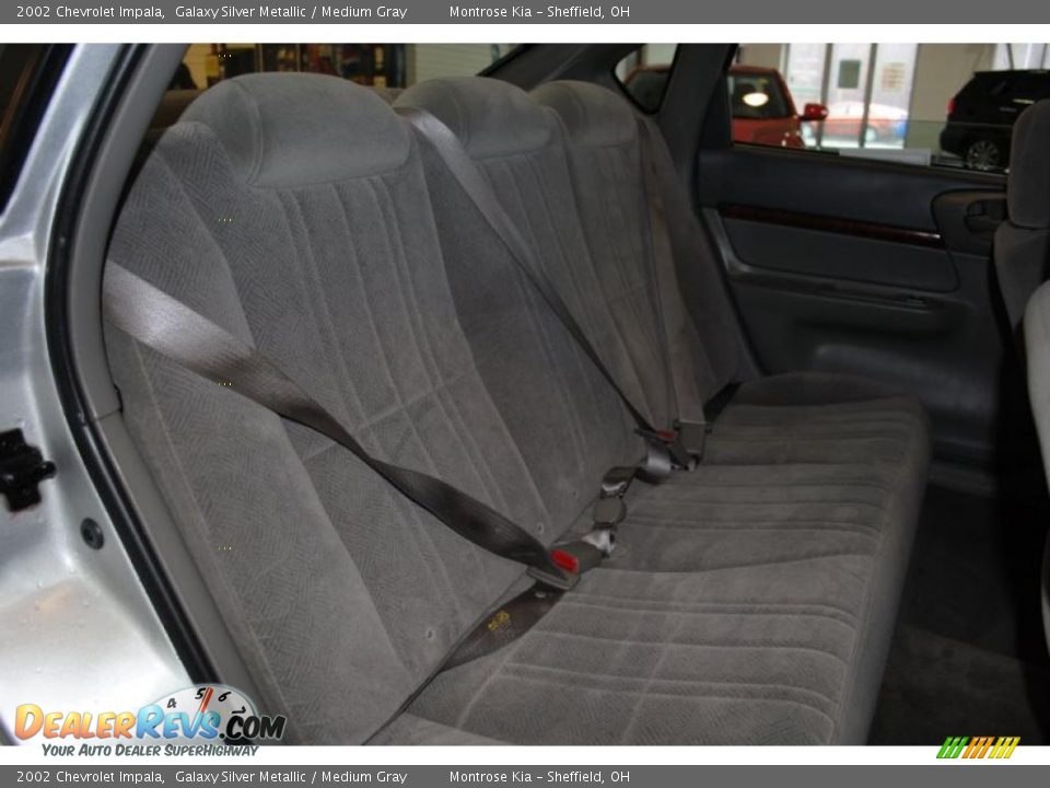 2002 Chevrolet Impala Galaxy Silver Metallic / Medium Gray Photo #19