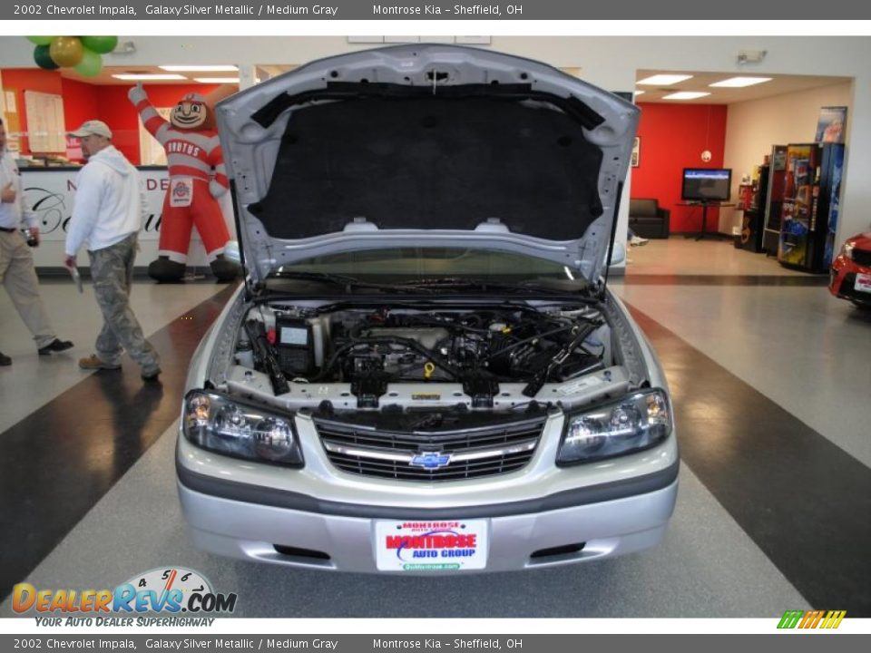 2002 Chevrolet Impala Galaxy Silver Metallic / Medium Gray Photo #22