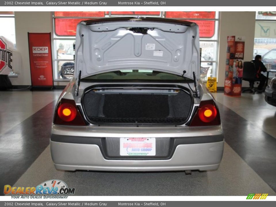 2002 Chevrolet Impala Galaxy Silver Metallic / Medium Gray Photo #26