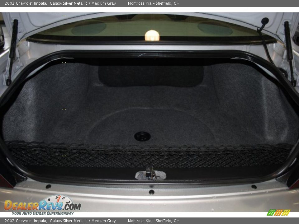 2002 Chevrolet Impala Galaxy Silver Metallic / Medium Gray Photo #27