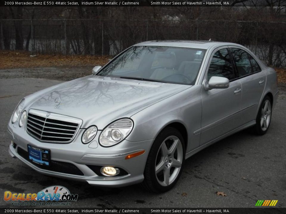 2009 Mercedes-Benz E 550 4Matic Sedan Iridium Silver Metallic / Cashmere Photo #2