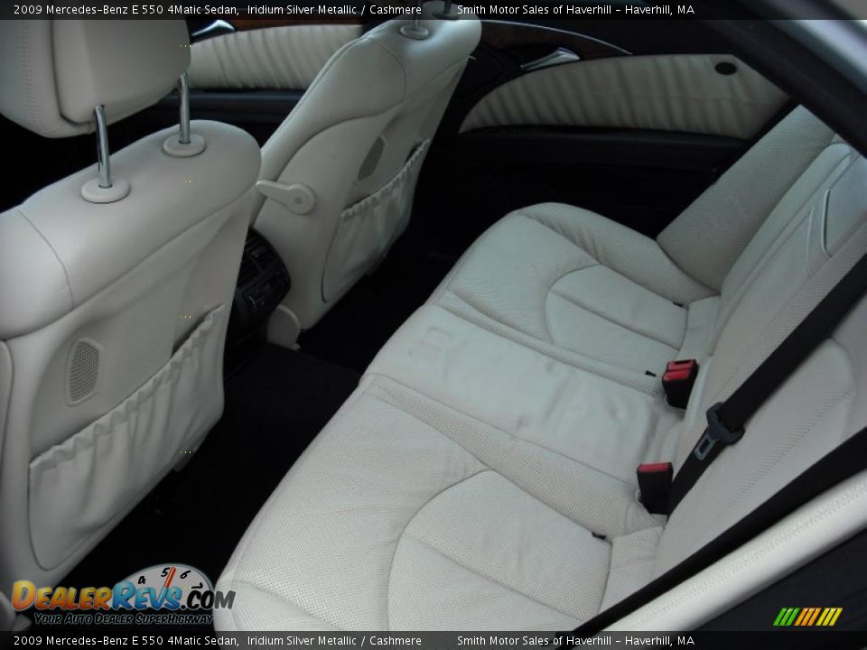 2009 Mercedes-Benz E 550 4Matic Sedan Iridium Silver Metallic / Cashmere Photo #16