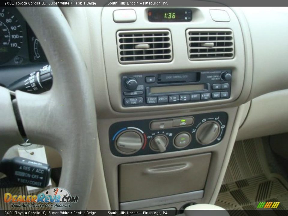 2001 Toyota Corolla LE Super White / Pebble Beige Photo #13