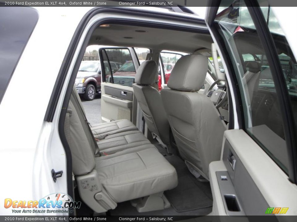 2010 Ford Expedition EL XLT 4x4 Oxford White / Stone Photo #12