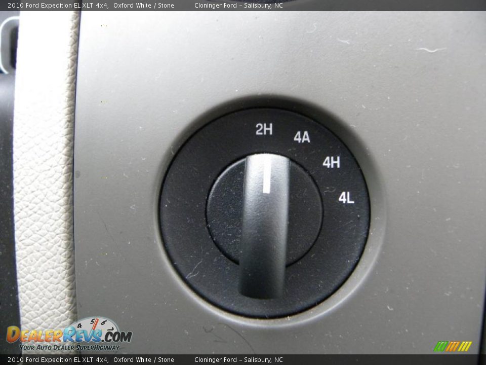 2010 Ford Expedition EL XLT 4x4 Oxford White / Stone Photo #23