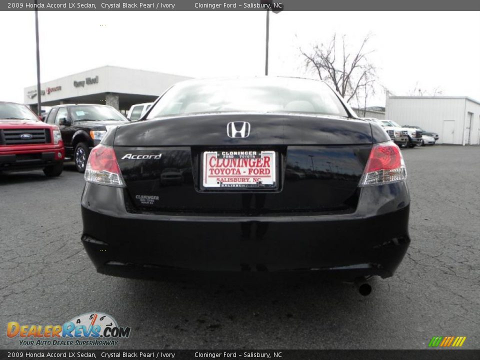2009 Honda Accord LX Sedan Crystal Black Pearl / Ivory Photo #4