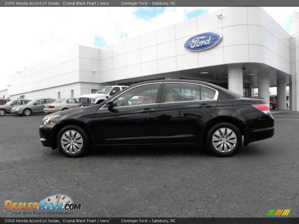 2009 Honda Accord LX Sedan Crystal Black Pearl / Ivory Photo #5