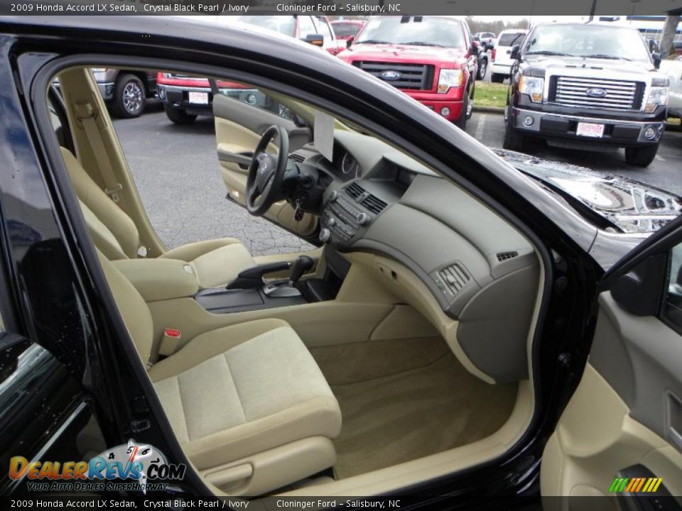 2009 Honda Accord LX Sedan Crystal Black Pearl / Ivory Photo #11