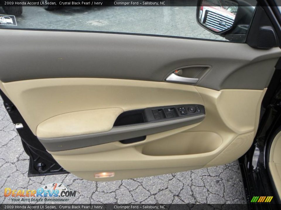 2009 Honda Accord LX Sedan Crystal Black Pearl / Ivory Photo #13