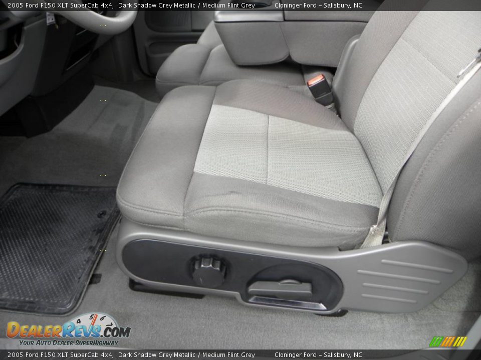 2005 Ford F150 XLT SuperCab 4x4 Dark Shadow Grey Metallic / Medium Flint Grey Photo #15