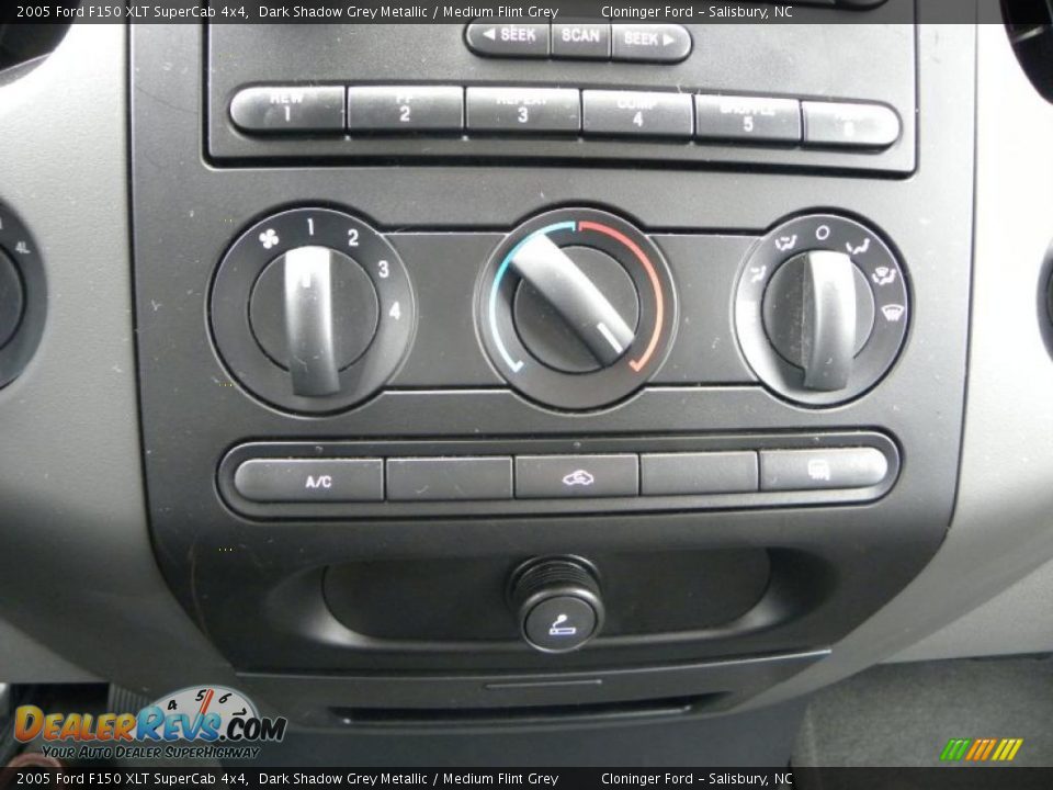 2005 Ford F150 XLT SuperCab 4x4 Dark Shadow Grey Metallic / Medium Flint Grey Photo #19