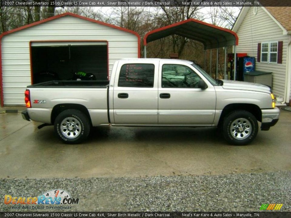 2007 Chevrolet Silverado 1500 Classic LS Crew Cab 4x4 Silver Birch Metallic / Dark Charcoal Photo #5