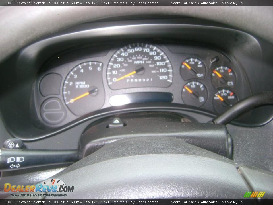 2007 Chevrolet Silverado 1500 Classic LS Crew Cab 4x4 Silver Birch Metallic / Dark Charcoal Photo #16