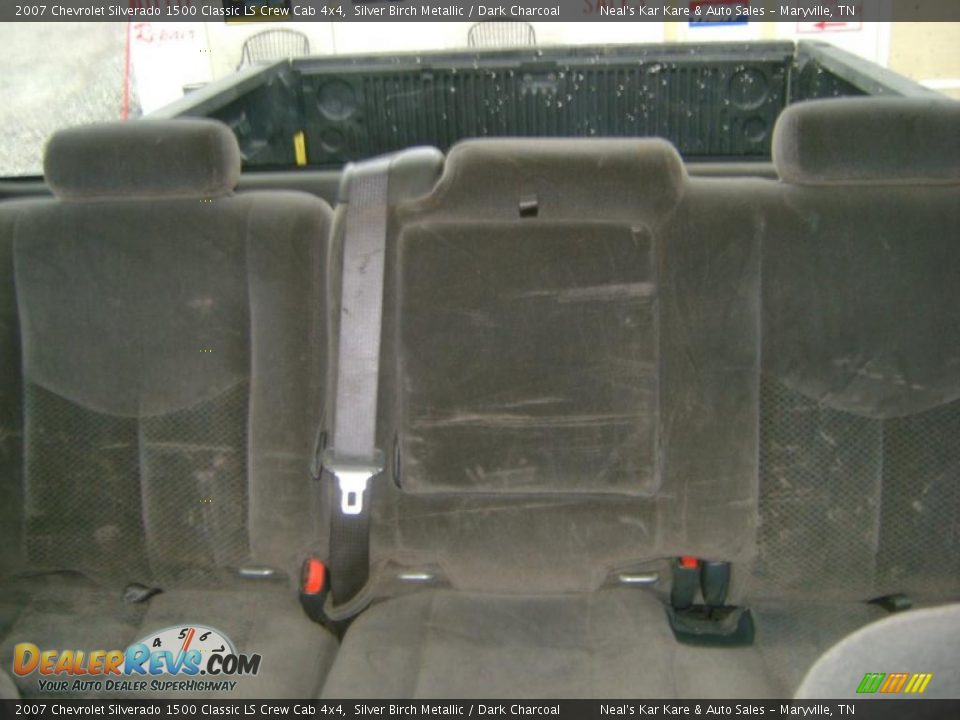 2007 Chevrolet Silverado 1500 Classic LS Crew Cab 4x4 Silver Birch Metallic / Dark Charcoal Photo #25