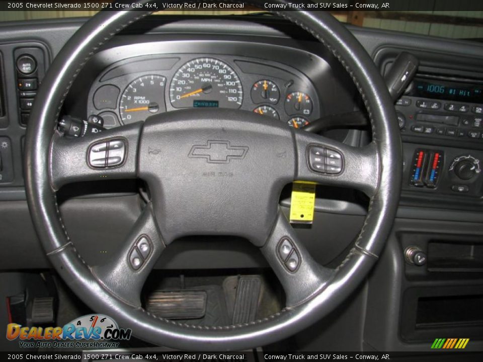 2005 Chevrolet Silverado 1500 Z71 Crew Cab 4x4 Victory Red / Dark Charcoal Photo #19