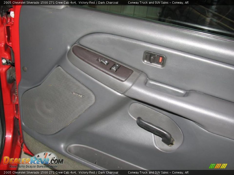 2005 Chevrolet Silverado 1500 Z71 Crew Cab 4x4 Victory Red / Dark Charcoal Photo #21
