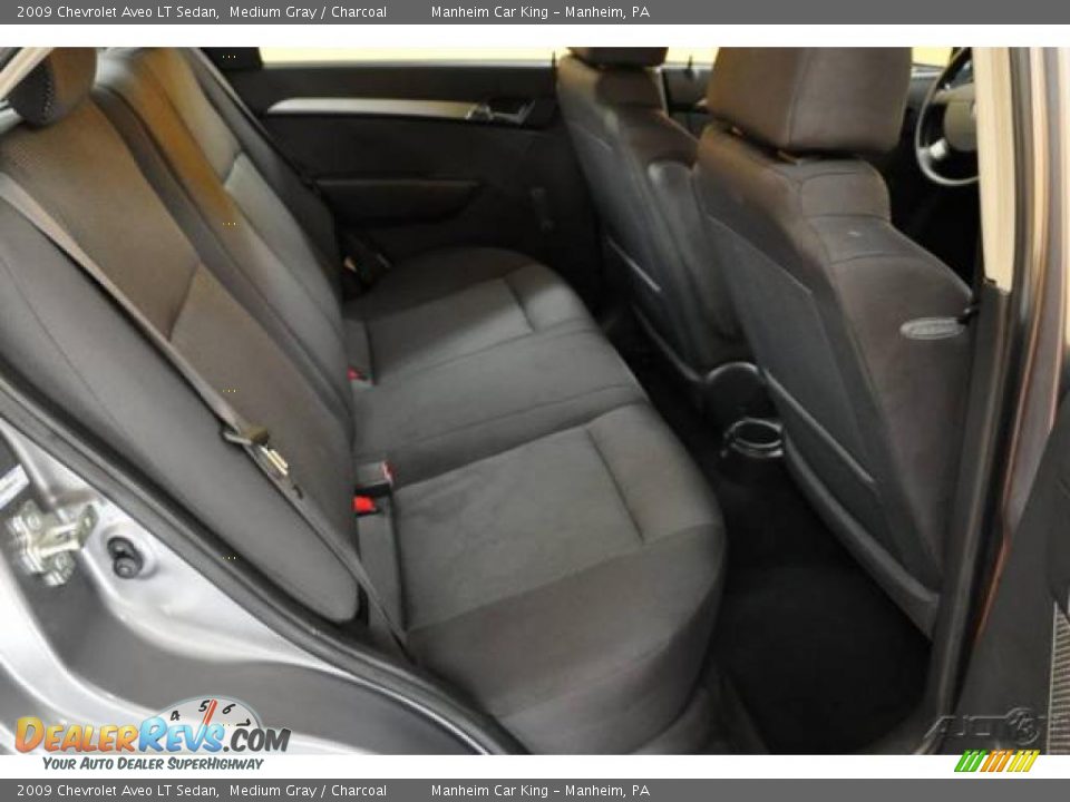 2009 Chevrolet Aveo LT Sedan Medium Gray / Charcoal Photo #15