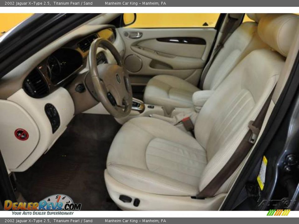 2002 Jaguar X-Type 2.5 Titanium Pearl / Sand Photo #11