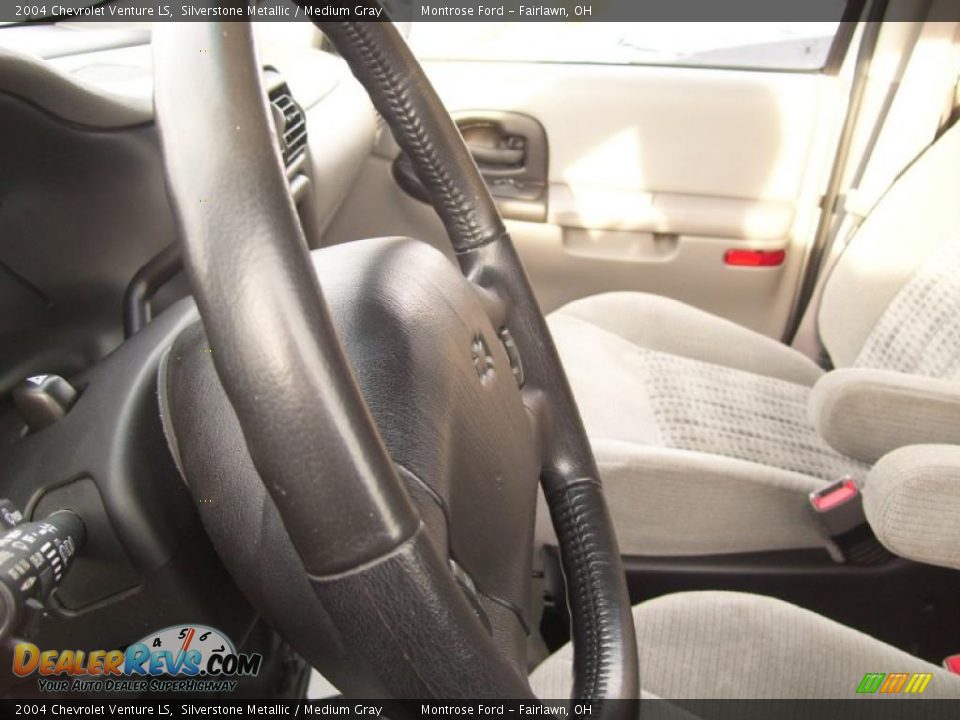 2004 Chevrolet Venture LS Silverstone Metallic / Medium Gray Photo #7