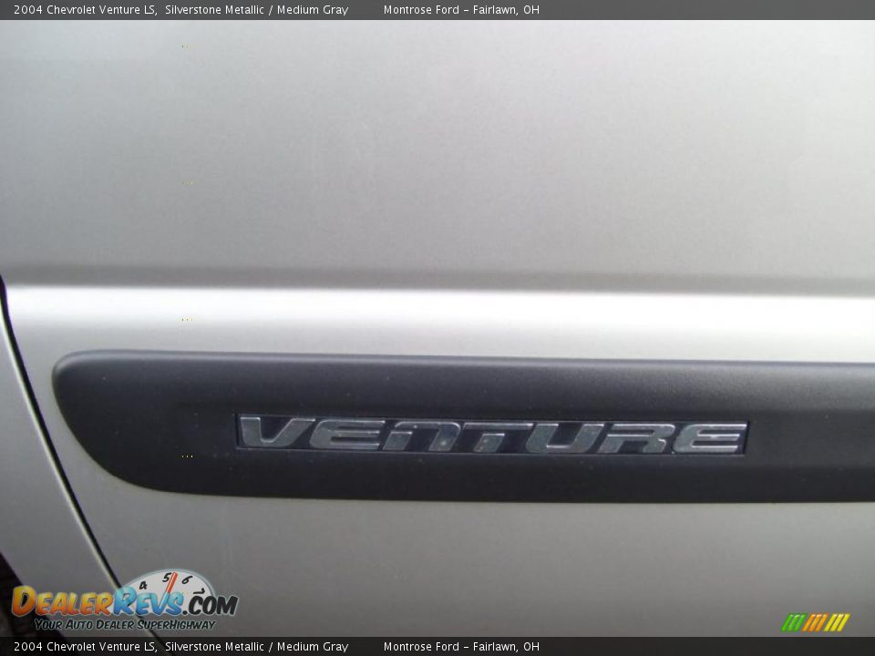 2004 Chevrolet Venture LS Silverstone Metallic / Medium Gray Photo #8