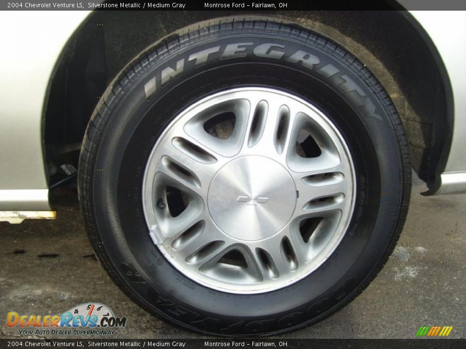 2004 Chevrolet Venture LS Silverstone Metallic / Medium Gray Photo #12