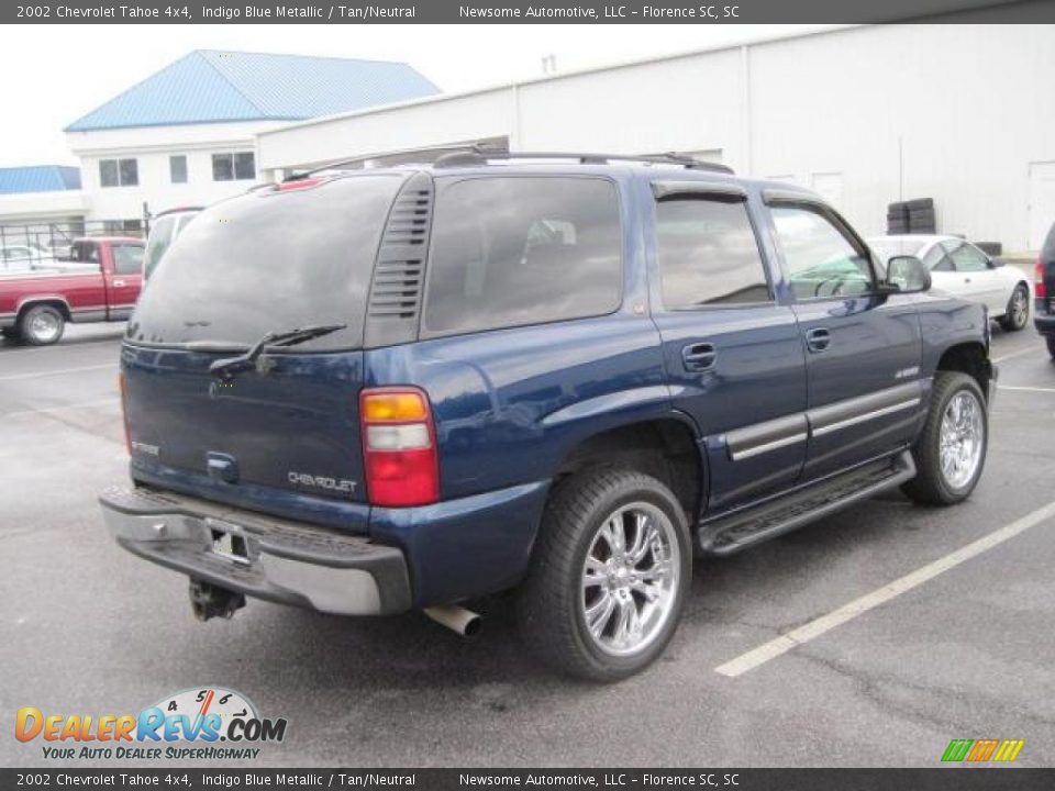 2002 Chevrolet Tahoe 4x4 Indigo Blue Metallic / Tan/Neutral Photo #2