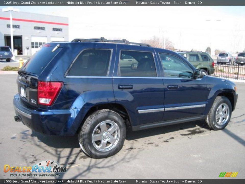 2005 Jeep Grand Cherokee Limited 4x4 Midnight Blue Pearl / Medium Slate Gray Photo #2