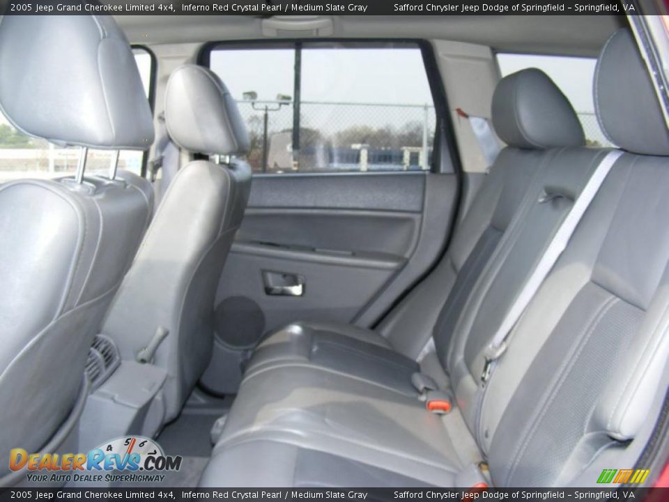 2005 Jeep Grand Cherokee Limited 4x4 Inferno Red Crystal Pearl / Medium Slate Gray Photo #17