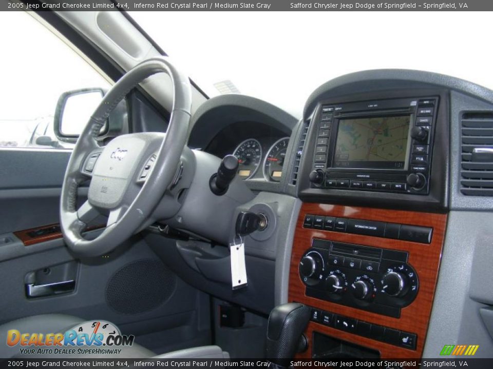 2005 Jeep Grand Cherokee Limited 4x4 Inferno Red Crystal Pearl / Medium Slate Gray Photo #20