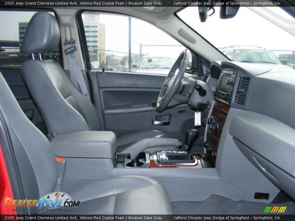 2005 Jeep Grand Cherokee Limited 4x4 Inferno Red Crystal Pearl / Medium Slate Gray Photo #21