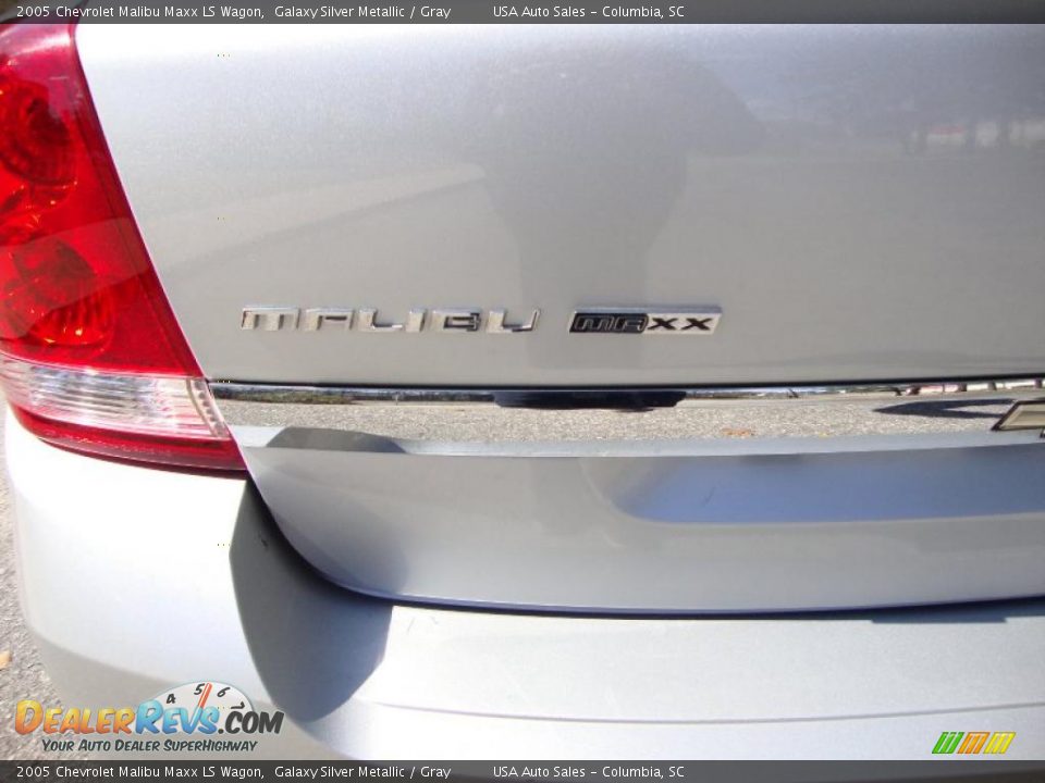 2005 Chevrolet Malibu Maxx LS Wagon Galaxy Silver Metallic / Gray Photo #10