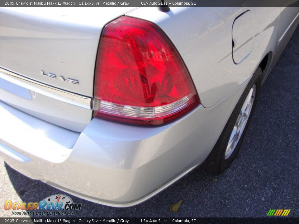 2005 Chevrolet Malibu Maxx LS Wagon Galaxy Silver Metallic / Gray Photo #12