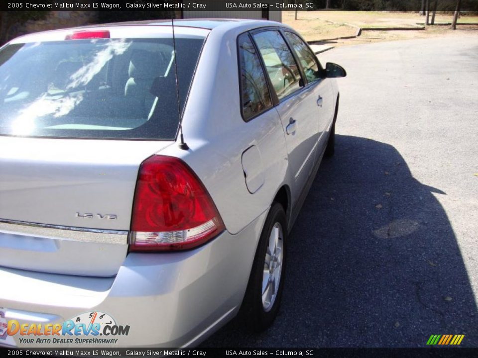 2005 Chevrolet Malibu Maxx LS Wagon Galaxy Silver Metallic / Gray Photo #13