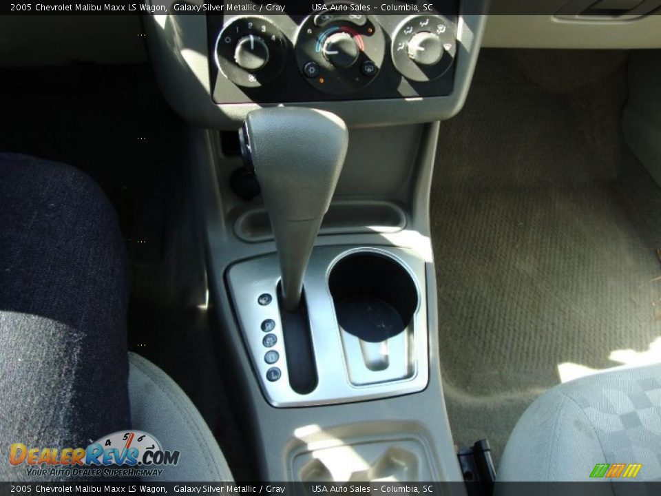 2005 Chevrolet Malibu Maxx LS Wagon Galaxy Silver Metallic / Gray Photo #26