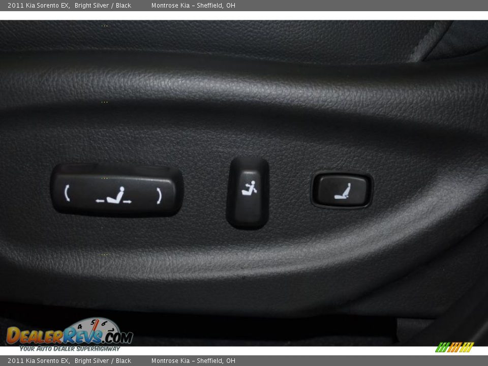 2011 Kia Sorento EX Bright Silver / Black Photo #17