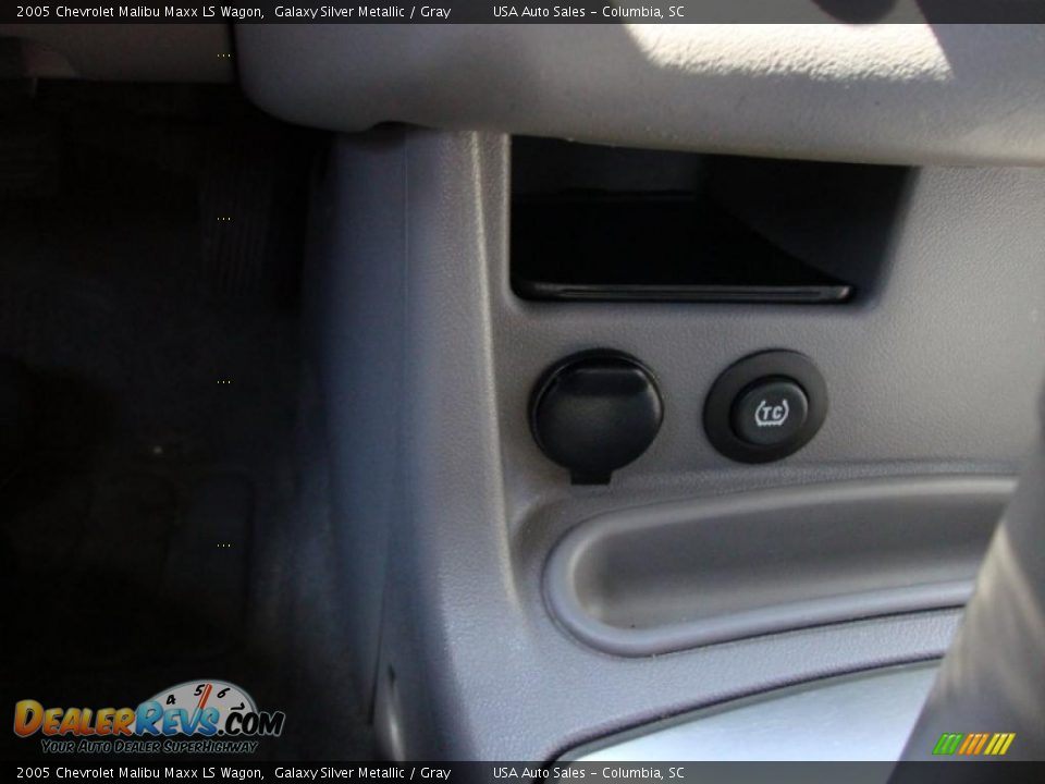 2005 Chevrolet Malibu Maxx LS Wagon Galaxy Silver Metallic / Gray Photo #32