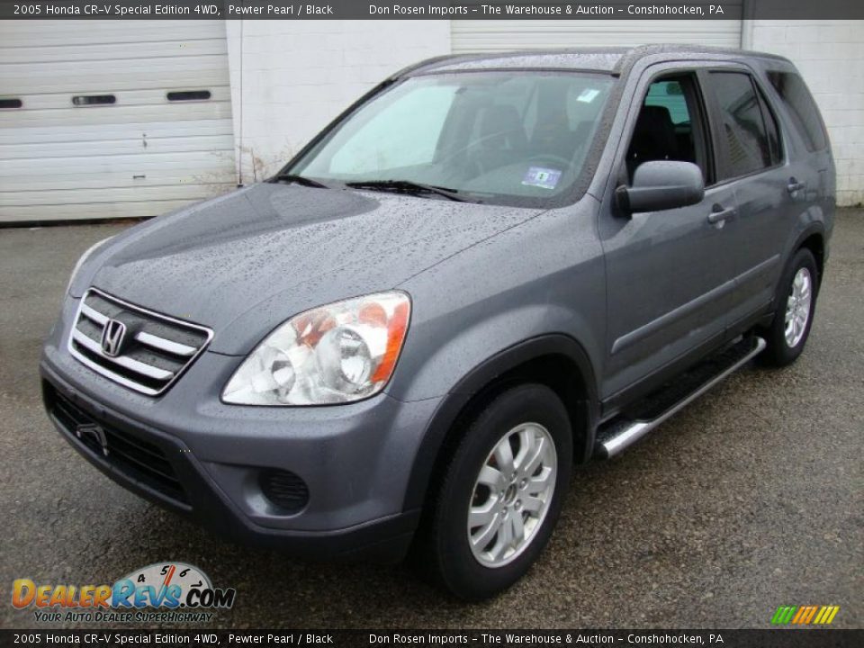 2005 Honda CR-V Special Edition 4WD Pewter Pearl / Black Photo #2