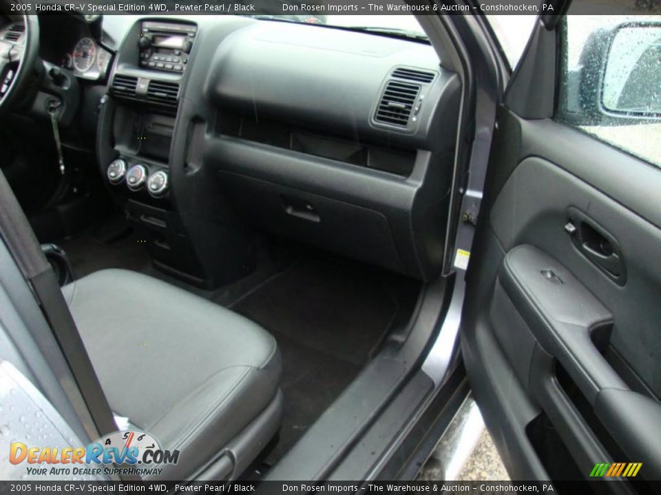 2005 Honda CR-V Special Edition 4WD Pewter Pearl / Black Photo #18