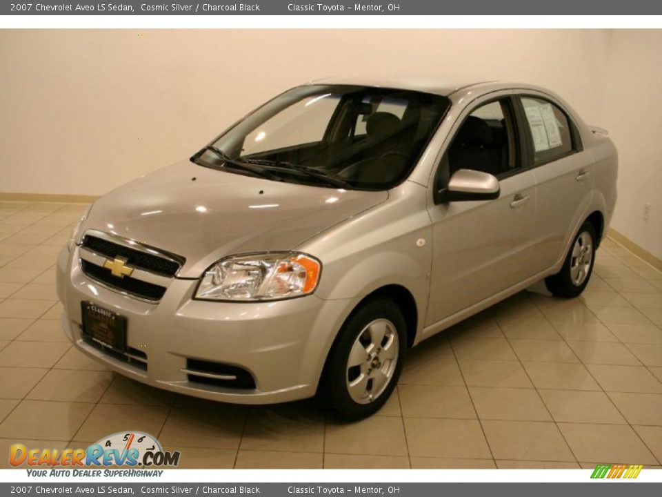 2007 Chevrolet Aveo LS Sedan Cosmic Silver / Charcoal Black Photo #3
