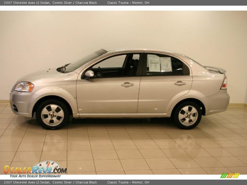 2007 Chevrolet Aveo LS Sedan Cosmic Silver / Charcoal Black Photo #4