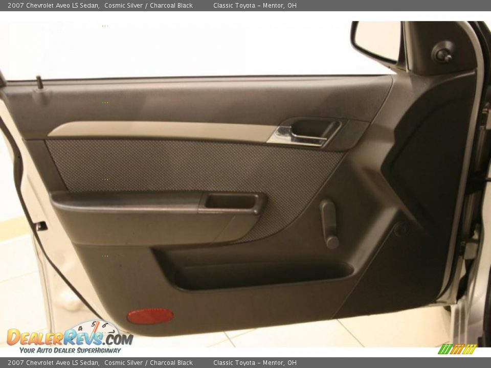 2007 Chevrolet Aveo LS Sedan Cosmic Silver / Charcoal Black Photo #8