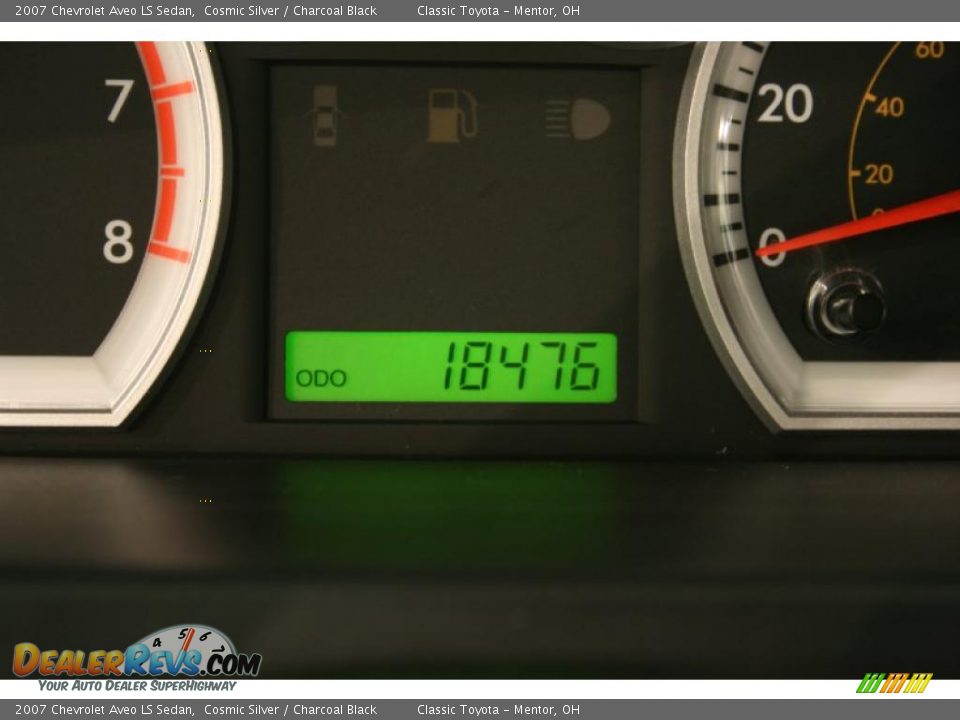 2007 Chevrolet Aveo LS Sedan Cosmic Silver / Charcoal Black Photo #12