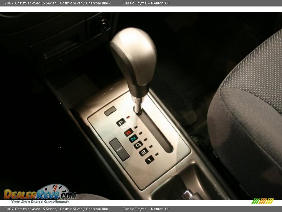 2007 Chevrolet Aveo LS Sedan Cosmic Silver / Charcoal Black Photo #14