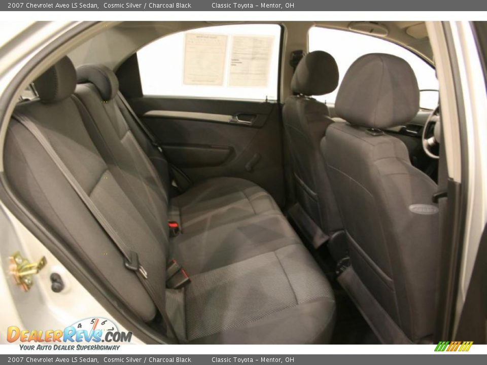 2007 Chevrolet Aveo LS Sedan Cosmic Silver / Charcoal Black Photo #16