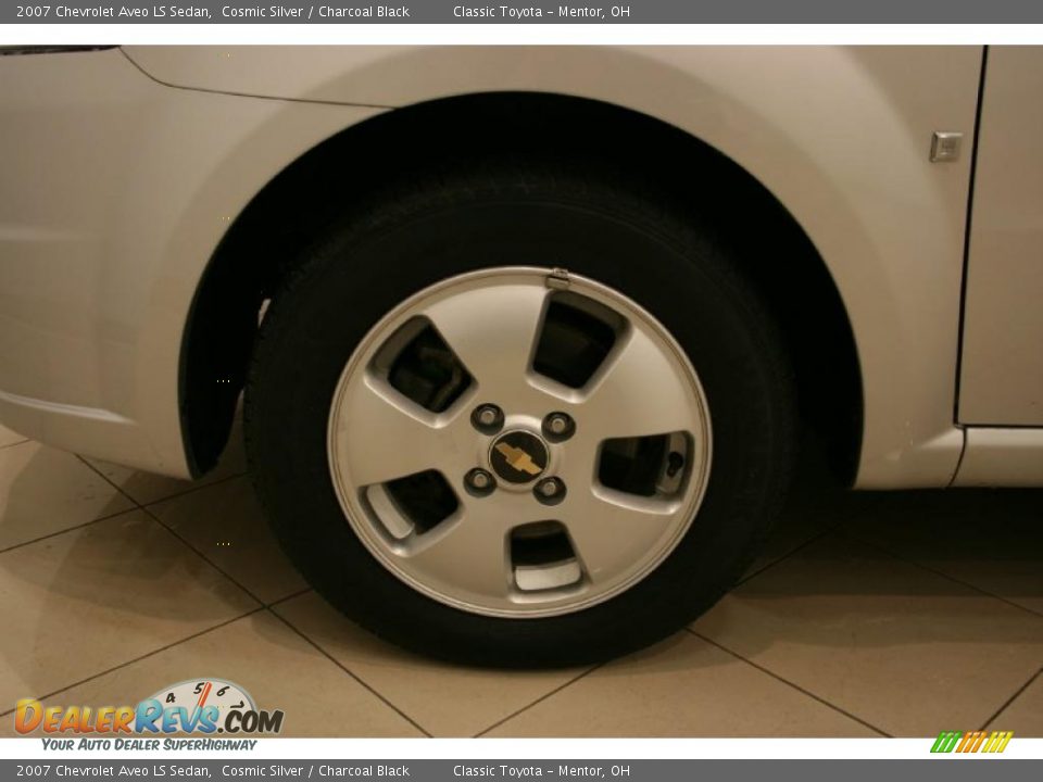 2007 Chevrolet Aveo LS Sedan Cosmic Silver / Charcoal Black Photo #20