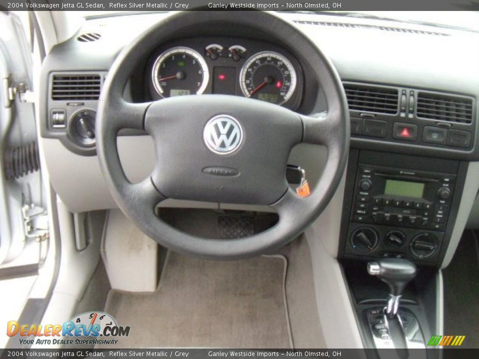 2004 Volkswagen Jetta GL Sedan Reflex Silver Metallic / Grey Photo #14