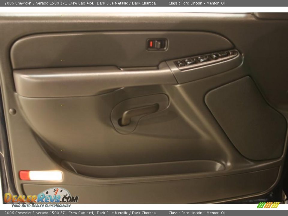 2006 Chevrolet Silverado 1500 Z71 Crew Cab 4x4 Dark Blue Metallic / Dark Charcoal Photo #7