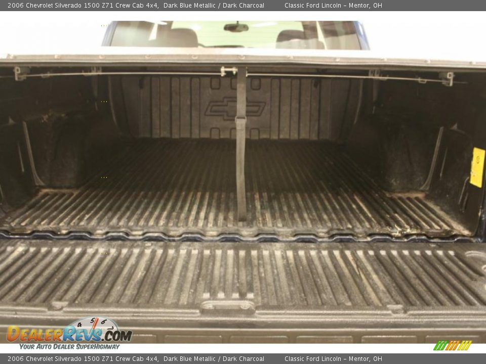 2006 Chevrolet Silverado 1500 Z71 Crew Cab 4x4 Dark Blue Metallic / Dark Charcoal Photo #16