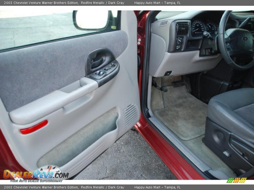2003 Chevrolet Venture Warner Brothers Edition Redfire Metallic / Dark Gray Photo #24