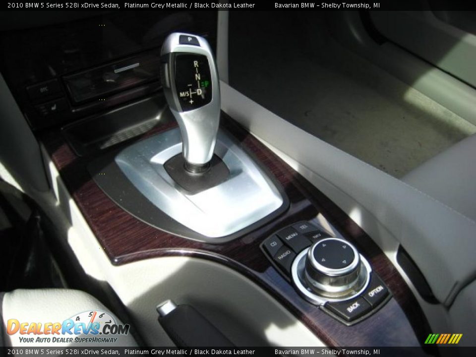 2010 BMW 5 Series 528i xDrive Sedan Platinum Grey Metallic / Black Dakota Leather Photo #14